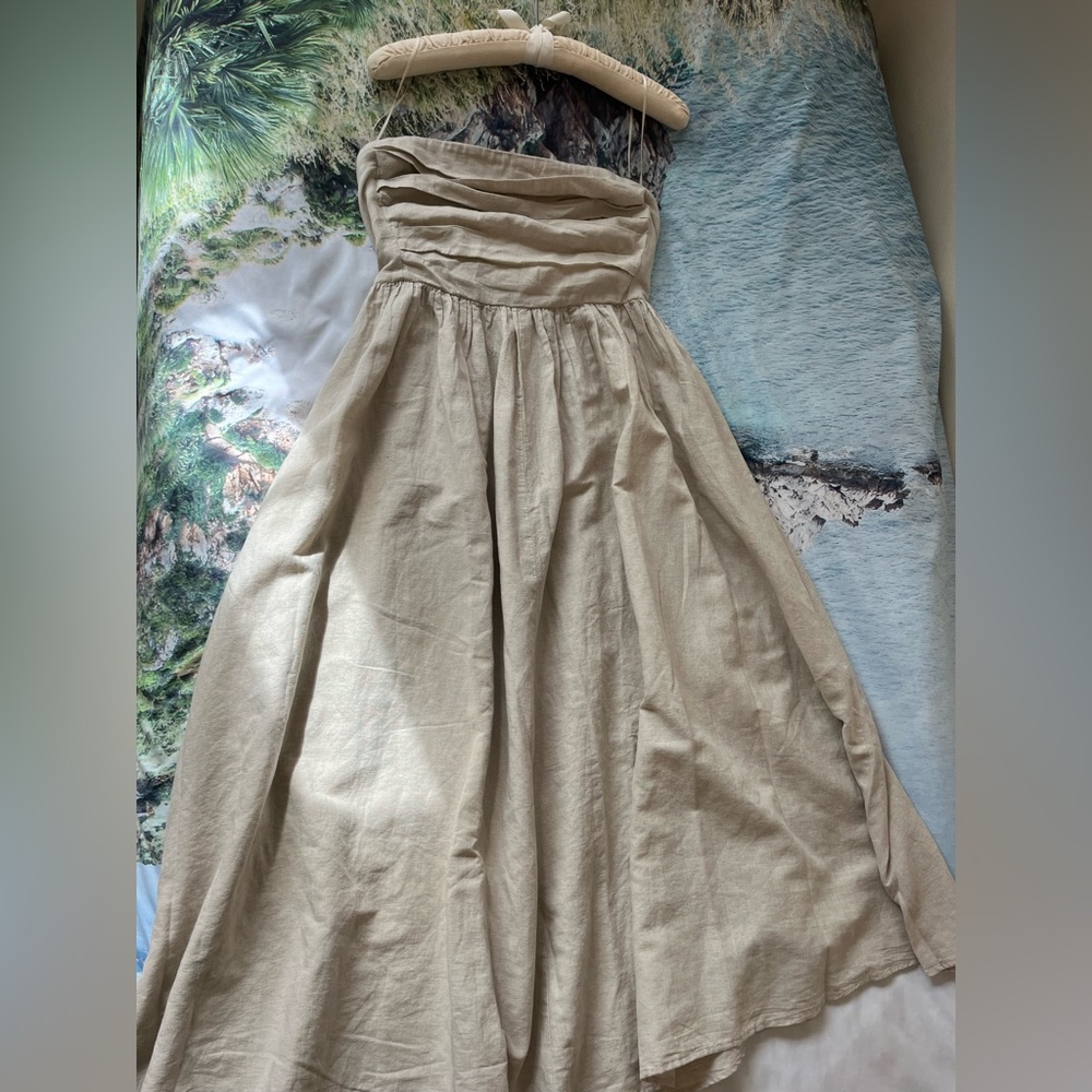 Banana Republic Creme Linen Strapless Dress
